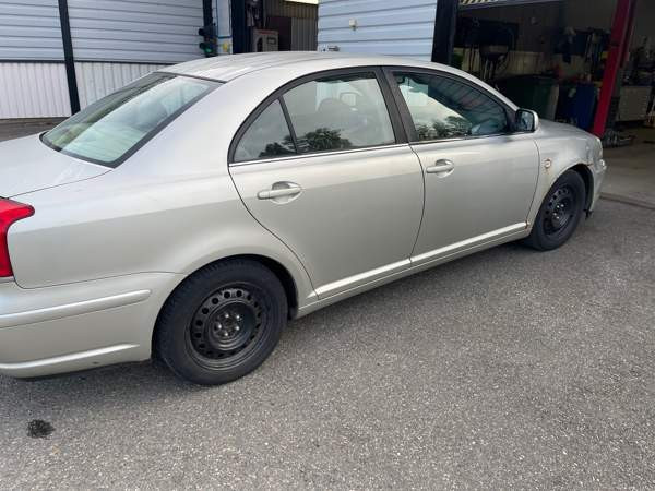 Toyota Avensis Tohmajärvi - valokuva 3