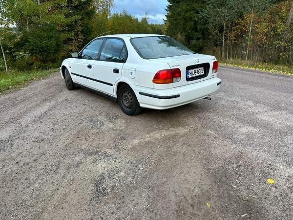 Honda Civic Jaervenpaeae - photo 4