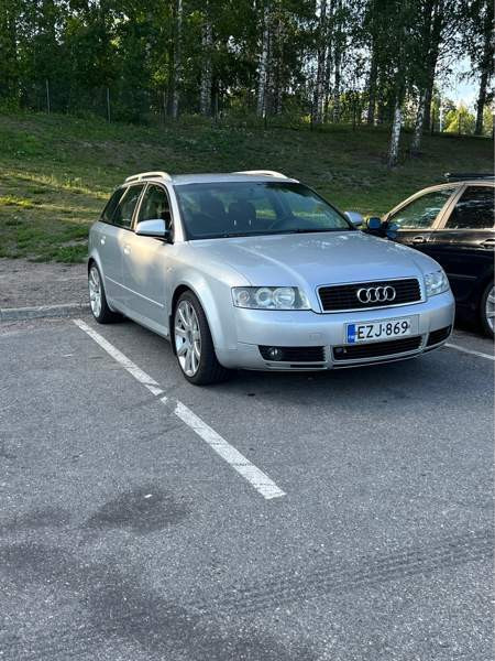 Audi A4 Vihti - valokuva 2