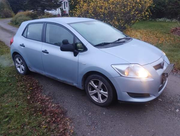 Toyota Auris Laihia - photo 3