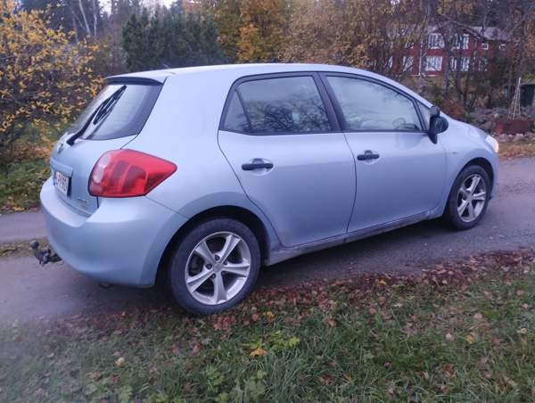 Toyota Auris Laihia - photo 6
