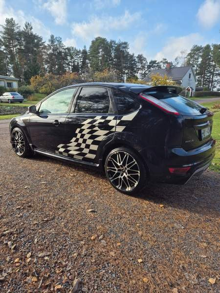 Ford Focus Углеуральский - изображение 3