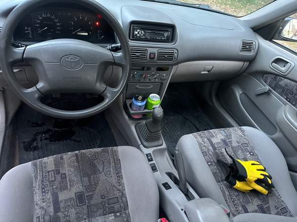 Toyota Corolla Raasepori - valokuva 5