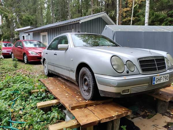 Mercedes-Benz 220 Heinävesi - photo 5