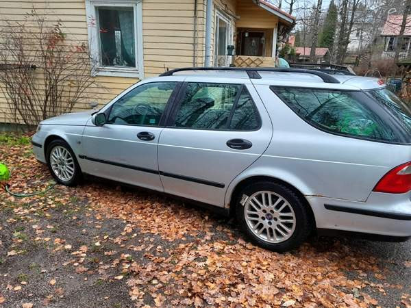 Saab 9-5 Vantaa - valokuva 2