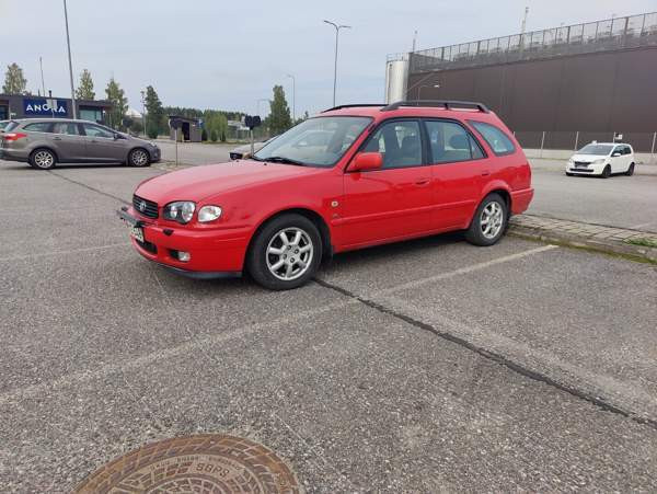 Toyota Corolla Nurmijärvi - valokuva 1