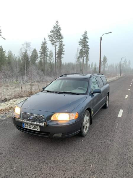 Volvo V70 Oulainen - valokuva 1