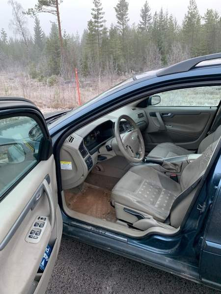 Volvo V70 Oulainen - valokuva 8