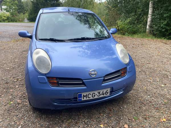 Nissan Micra Луга - изображение 6