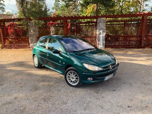 Peugeot 206 Киркконумми - изображение 3