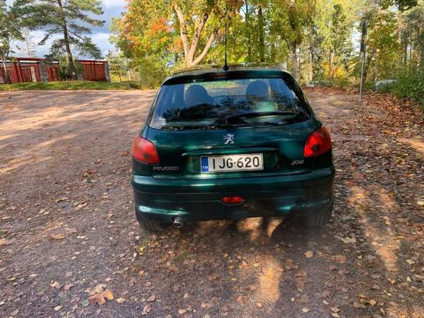 Peugeot 206 Киркконумми - изображение 6
