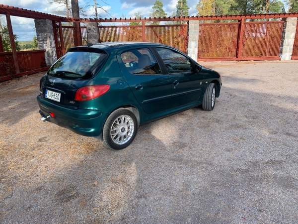 Peugeot 206 Киркконумми - изображение 5