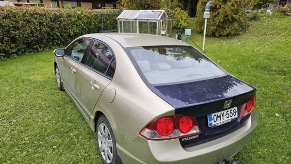 Honda Civic Savonlinna - valokuva 3
