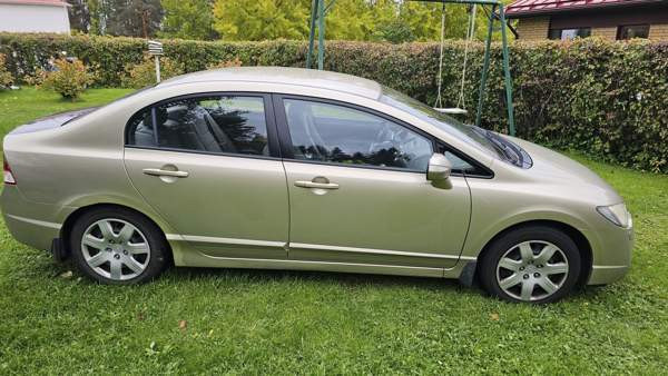 Honda Civic Savonlinna - valokuva 4