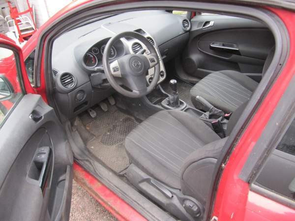 Opel Corsa Hämeenlinna - valokuva 3