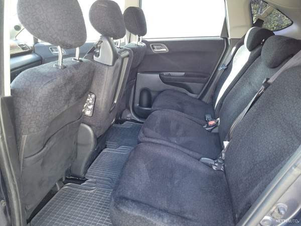 Honda FR-V Imatra – foto 7