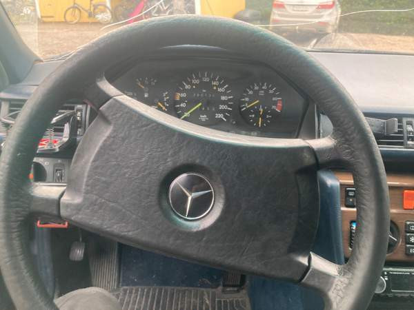 Mercedes-Benz 230 Nurmijärvi - valokuva 5