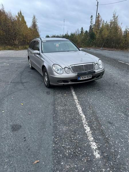 Mercedes-Benz E Taksimo - valokuva 2