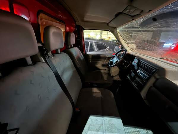 Volkswagen Transporter Порвоо - изображение 4