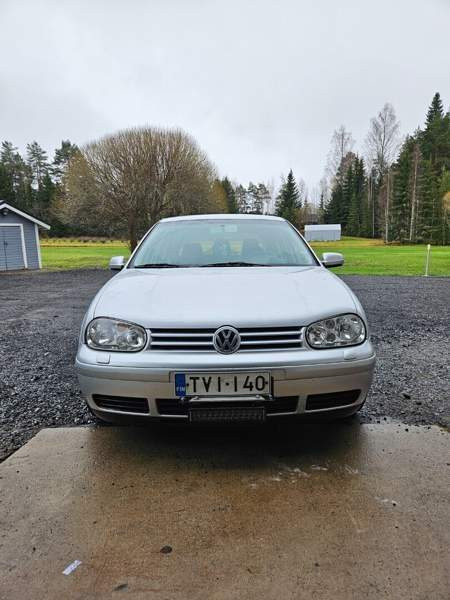 Volkswagen Golf Lempaeaelae – foto 1