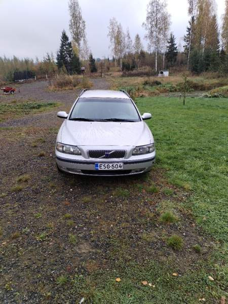 Volvo V70 Йоэнсуу - изображение 1