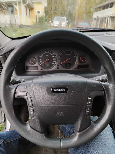 Volvo V70 Йоэнсуу - изображение 2