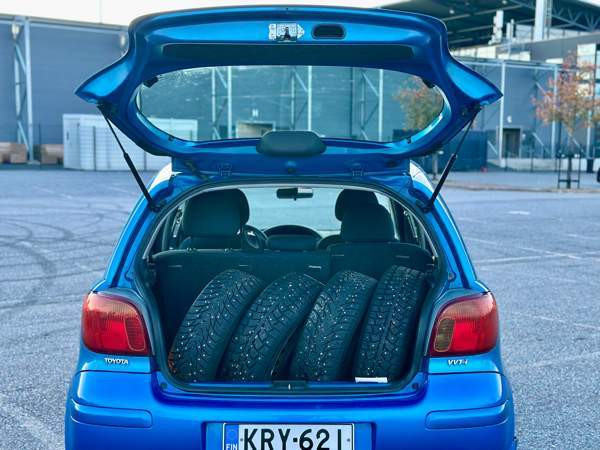 Toyota Yaris Turtkul - valokuva 6