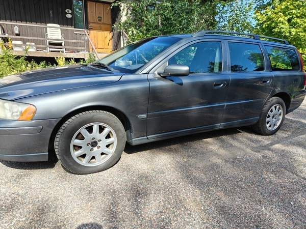Volvo V70 Vantaa - photo 2