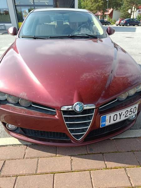 Alfa Romeo 159 Кангасала - изображение 4