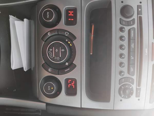 Peugeot 308 Vantaa - valokuva 4