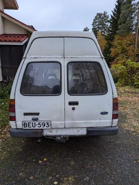 Ford Escort Express Oulu – foto 6