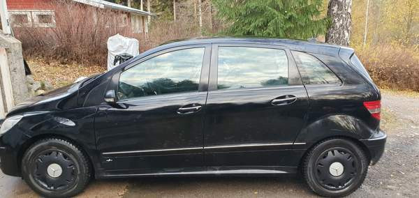 Mercedes-Benz B Korpilahti - valokuva 4