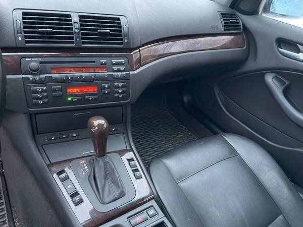 BMW 320 Espoo - valokuva 7