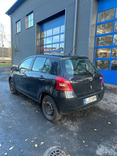 Toyota Yaris Joensuu - valokuva 3