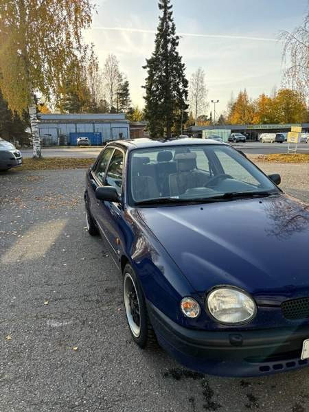 Toyota Corolla Вааса - изображение 3