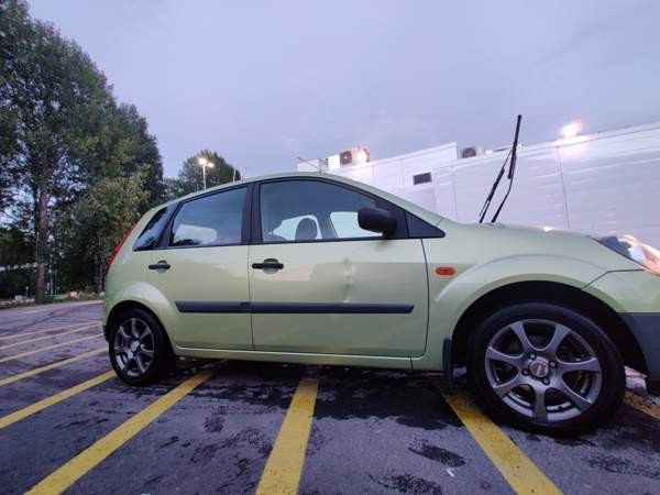 Ford Fiesta Helsinki - valokuva 2