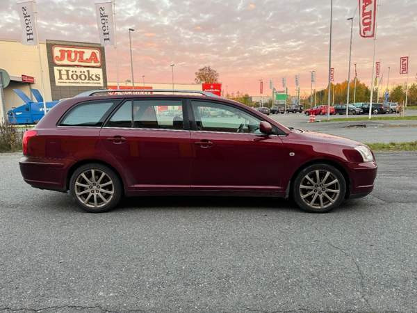 Toyota Avensis Haemeenlinna – foto 7