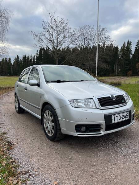 Skoda Fabia Maentsaelae - photo 1