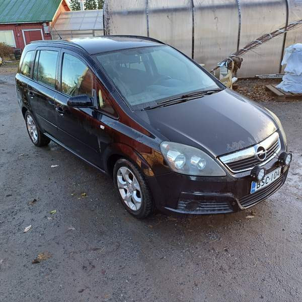 Opel Zafira Laihia - valokuva 2