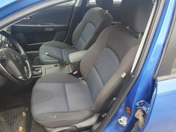 Mazda 3 Sarov - valokuva 4