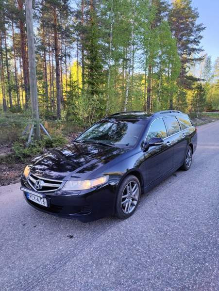 Honda Accord Virrat - valokuva 1