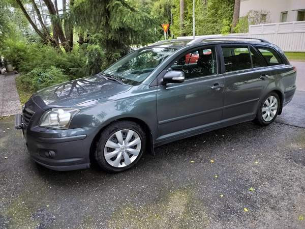 Toyota Avensis Коккола - изображение 4