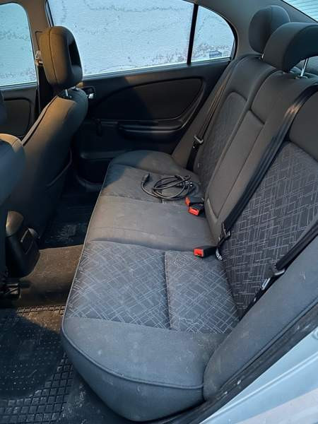 Toyota Avensis Hyrynsalmi - изображение 5