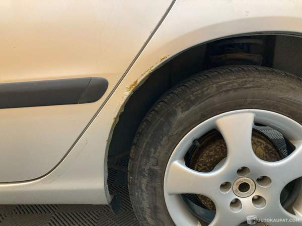 Toyota Avensis Tornio - valokuva 5