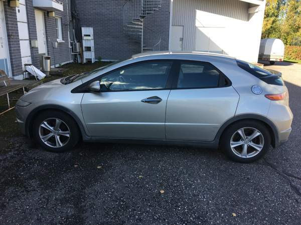 Honda Civic Joutsa - изображение 2