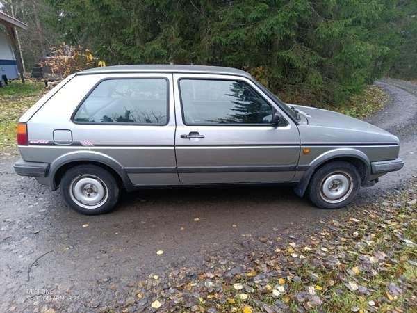 Volkswagen Golf Alavieska - valokuva 2