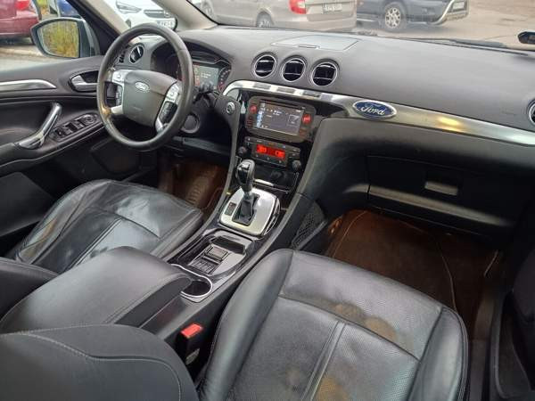 Ford S-MAX Helsinki - photo 3