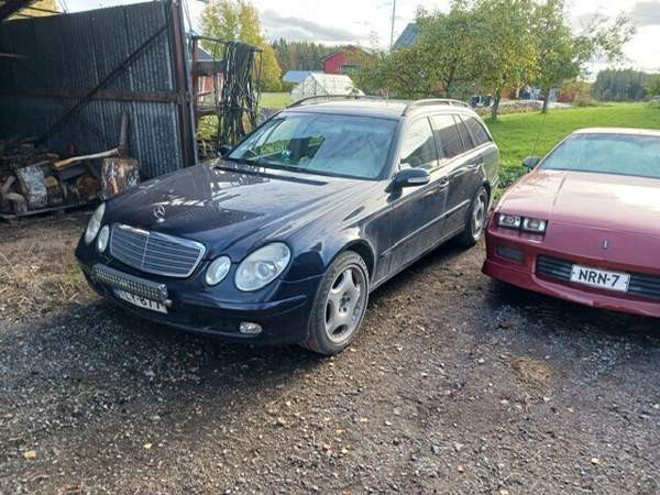 Mercedes-Benz E Maalahti - valokuva 3