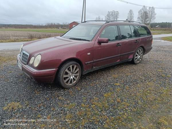 Mercedes-Benz 230 Kristiinankaupunki - изображение 5