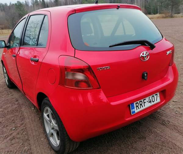 Toyota Yaris Helsinki - изображение 3